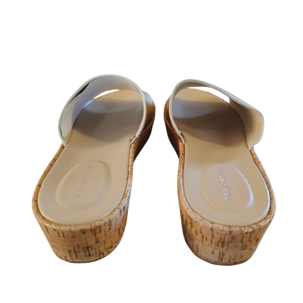 New Easy Spirit Muscari Gold Metallic Leather Cork Sandals Slides 8 1/2 - Picture 5 of 9